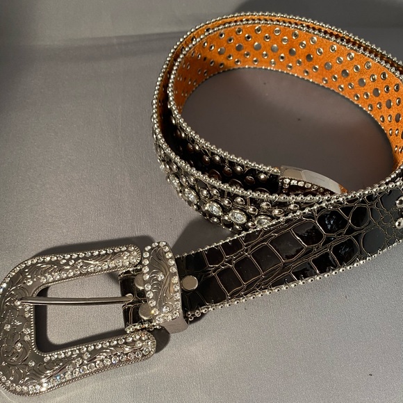 Black leather western style belt - Picture 1 of 4
